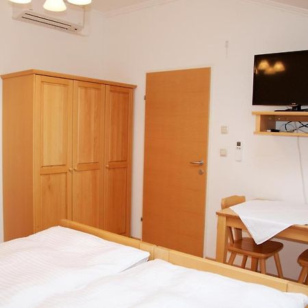 Privatzimmer Familie Schwarz Viyana Dış mekan fotoğraf