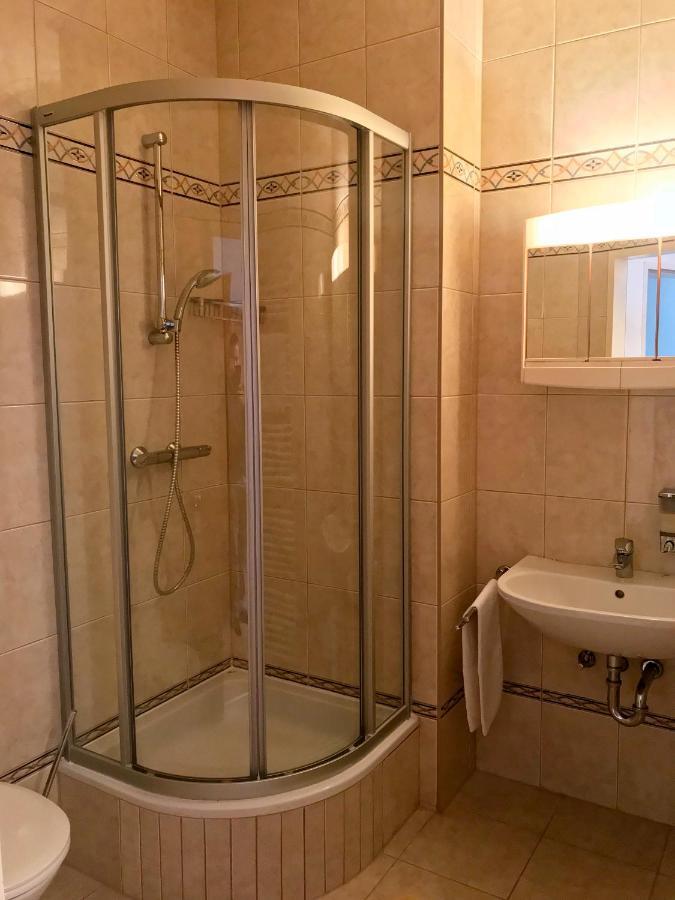 Privatzimmer Familie Schwarz Viyana Dış mekan fotoğraf