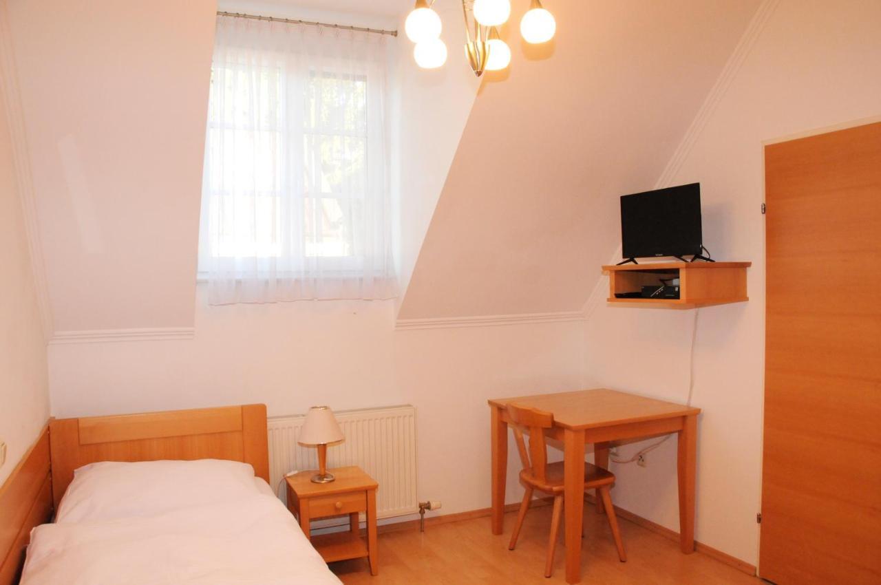 Privatzimmer Familie Schwarz Viyana Oda fotoğraf
